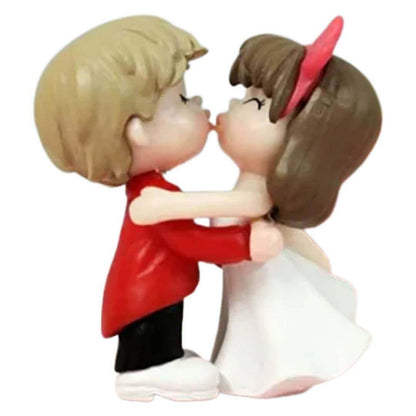 Decorative Cute Romantic Kissing Couple Miniature Showpiece Valentine Day Gift for Boyfriend Girlfriend Husband Wife (Multi, Resin)